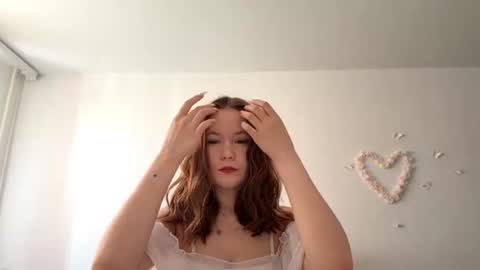 Lily online show from June 2026 03:20:02 AM