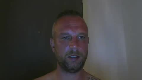 Snapshot of sence08 chatting on October 2025 08:44:01 PM sence08 online show from October 2025 08:44:01 PM