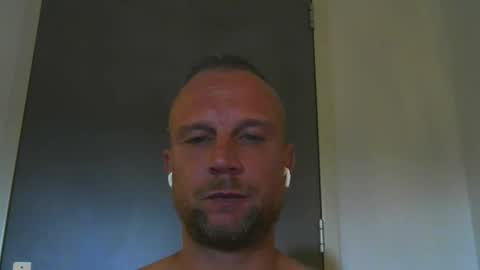 Snapshot of sence08 chatting on October 2025 11:47:02 AM sence08 online show from October 2025 11:47:02 AM