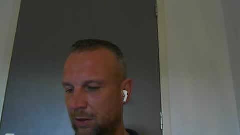 Snapshot of sence08 chatting on November 2025 10:16:01 AM sence08 online show from November 2025 10:16:01 AM