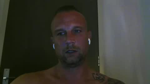 Snapshot of sence08 chatting on November 2025 03:38:01 AM sence08 online show from November 2025 03:38:01 AM