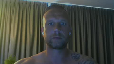 Snapshot of sence08 chatting on May 2026 09:37:02 AM sence08 online show from May 2026 09:37:02 AM
