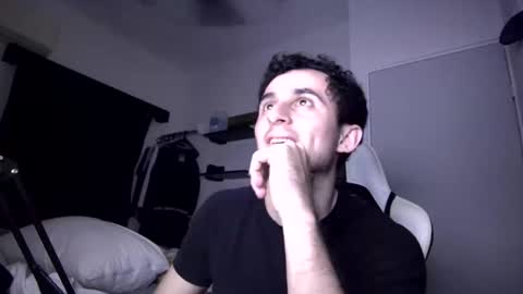 Snapshot of senitzzu chatting on January 2025 01:59:02 AM PAJACONTROL online show from January 2025 01:59:02 AM