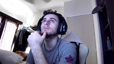 Snapshot of senitzzu chatting on February 2025 08:26:02 PM PAJACONTROL online show from February 2025 08:26:02 PM