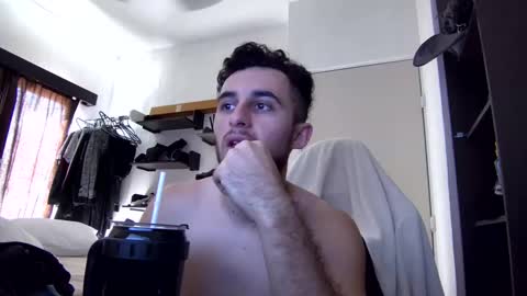 Snapshot of senitzzu chatting on February 2025 07:41:02 PM PAJACONTROL online show from February 2025 07:41:02 PM