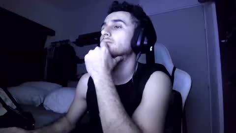 Snapshot of senitzzu chatting on February 2025 05:56:02 AM PAJACONTROL online show from February 2025 05:56:02 AM