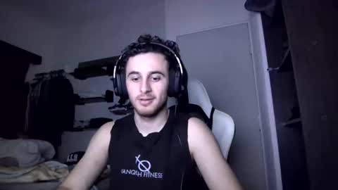 Snapshot of senitzzu chatting on March 2025 05:42:02 AM PAJACONTROL online show from March 2025 05:42:02 AM