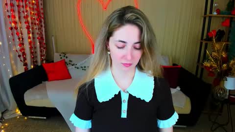 sensitiveheartt online show from March 2026 07:39:01 PM