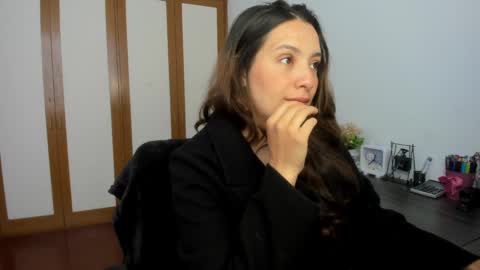Samantha -  online show from February 2025 07:23:01 PM