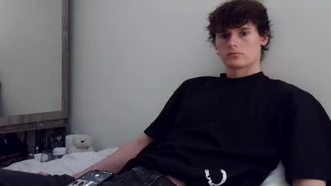 Cam online show from February 2025 01:00:02 AM