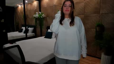 Becca online show from October 2025 01:53:02 AM