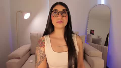 Snapshot of sensualhaven_ chatting on July 2026 05:16:01 PM sensualhaven_ online show from July 2026 05:16:01 PM