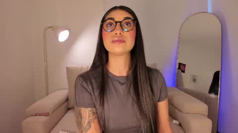 Snapshot of sensualhaven_ chatting on July 2026 10:53:02 PM sensualhaven_ online show from July 2026 10:53:02 PM
