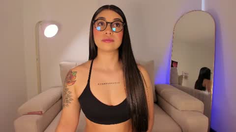Snapshot of sensualhaven_ chatting on August 2026 11:07:02 PM sensualhaven_ online show from August 2026 11:07:02 PM