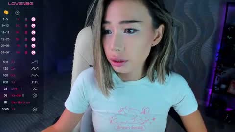 Snapshot of sensualily chatting on July 2026 02:46:02 PM Kiki online show from July 2026 02:46:02 PM