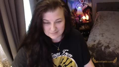 Snapshot of sentfrmheaven chatting on April 2026 01:06:02 PM Tara online show from April 2026 01:06:02 PM