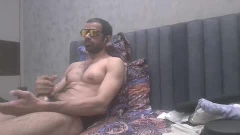 Snapshot of sentientarjun chatting on May 2026 07:23:02 PM Sentient Being online show from May 2026 07:23:02 PM