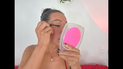 sephorandmonell online show from November 2025 07:25:01 PM