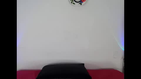 sephorandmonell online show from November 2025 07:54:01 PM