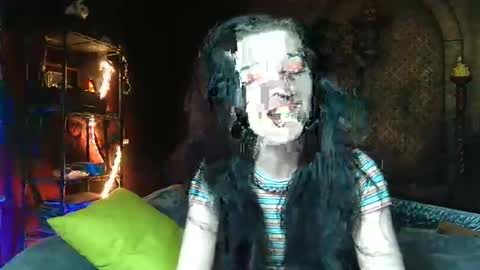 Seraphin Munster online show from December 2025 11:12:02 PM