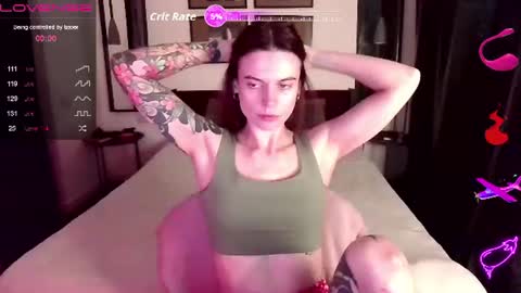 Snapshot of serenamilss chatting on August 2026 11:02:01 AM serenamilss online show from August 2026 11:02:01 AM