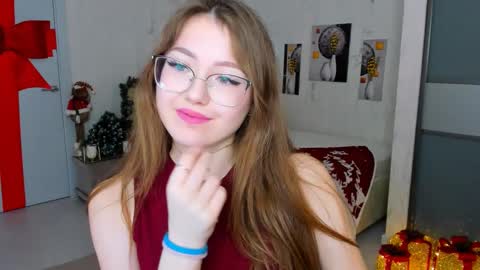 Ophelia online show from January 2025 10:05:02 AM