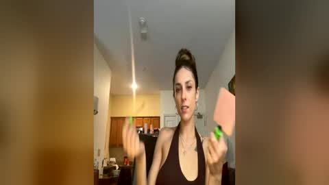 serenityroseee online show from June 2026 09:02:01 PM
