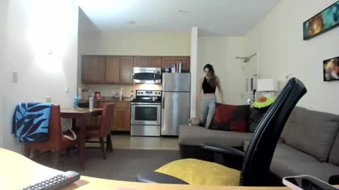serenityroseee online show from June 2026 02:49:01 AM