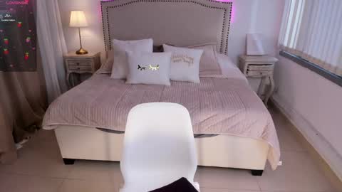 Serenna Cruz online show from March 2025 08:00:01 PM