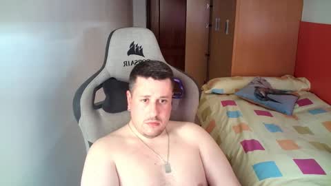 Pollos online show from March 2026 04:21:02 PM