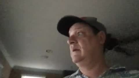 Snapshot of servantboy4u chatting on July 2026 02:07:01 AM servantboy4u online show from July 2026 02:07:01 AM