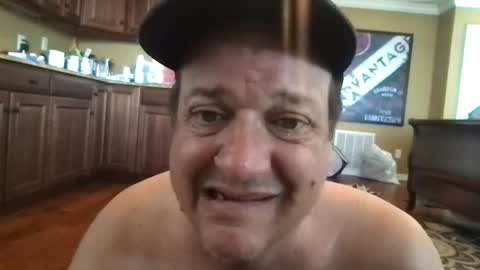 Snapshot of servantboy4u chatting on July 2026 02:31:01 PM servantboy4u online show from July 2026 02:31:01 PM