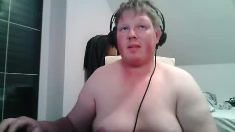 Snapshot of setcuna chatting on May 2026 10:05:02 PM setcuna online show from May 2026 10:05:02 PM
