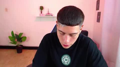 Thomas online show from September 2025 02:21:01 PM