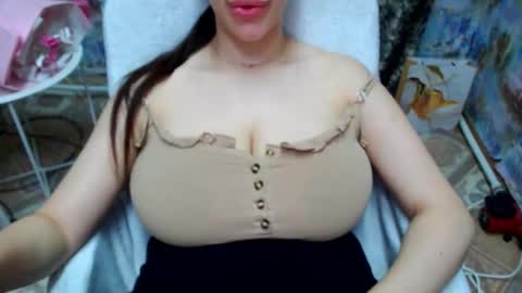 Snapshot of seu_cute chatting on February 2026 07:27:01 AM seu_cute online show from February 2026 07:27:01 AM