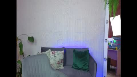 SevanS14 online show from September 2025 02:17:01 PM