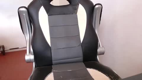 arnold online show from December 2024 05:05:02 PM