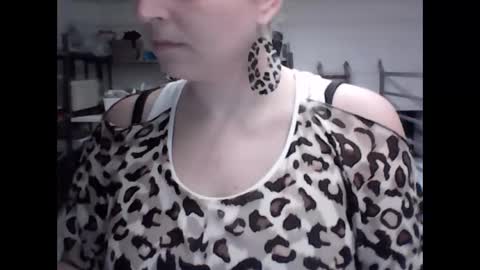 sexcoppia_24 online show from October 2025 11:01:01 AM