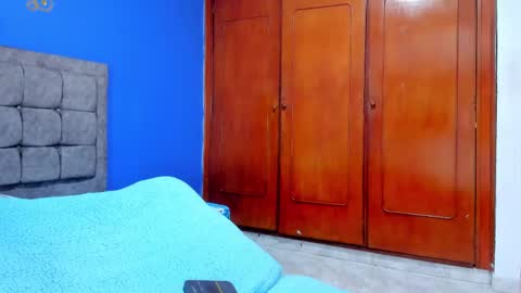 karen and camilo online show from February 2025 07:42:02 AM