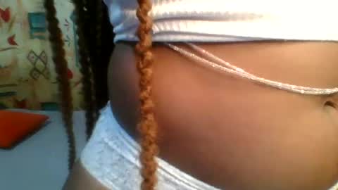 Snapshot of sexie_curvie chatting on February 2025 03:28:02 PM Maggie online show from February 2025 03:28:02 PM