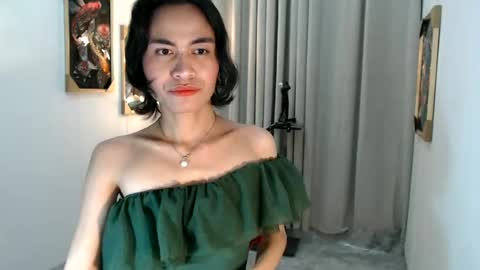 lara online show from June 2026 10:51:02 AM