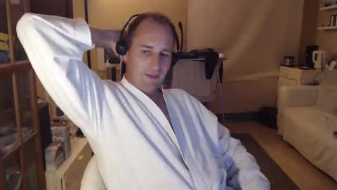 Snapshot of sexlobo1 chatting on February 2025 12:40:02 AM Sexlobo online show from February 2025 12:40:02 AM