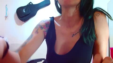 Snapshot of sexmilkdirty chatting on December 2024 03:00:02 AM sexmilkdirty online show from December 2024 03:00:02 AM