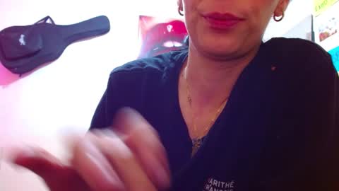 Snapshot of sexmilkdirty chatting on January 2025 01:43:02 AM sexmilkdirty online show from January 2025 01:43:02 AM