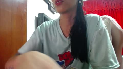 Snapshot of sexmilkdirty chatting on November 2025 10:01:02 PM sexmilkdirty online show from November 2025 10:01:02 PM