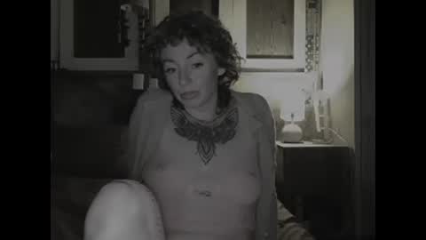 Trixy Rose online show from January 2025 07:07:01 AM