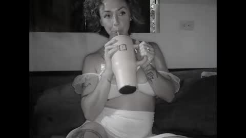 Trixy Rose online show from September 2025 09:48:01 PM