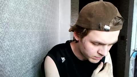 Jennis and OliverPvt is open online show from May 2026 10:55:01 AM