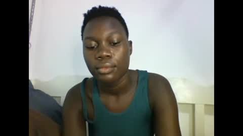 Snapshot of sexqueen02 chatting on December 2024 03:33:02 AM sexqueen02 online show from December 2024 03:33:02 AM