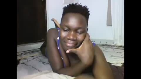 Snapshot of sexqueen02 chatting on February 2025 01:36:01 AM sexqueen02 online show from February 2025 01:36:01 AM